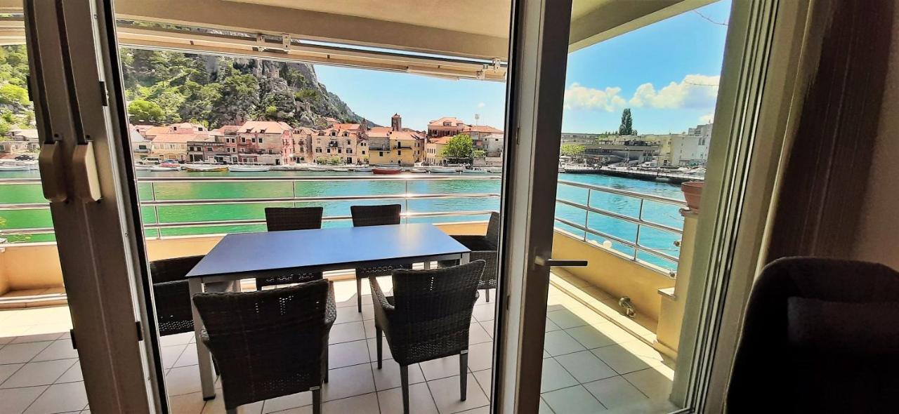 Mitra Zonata Pink Apartment Omiš Exterior foto