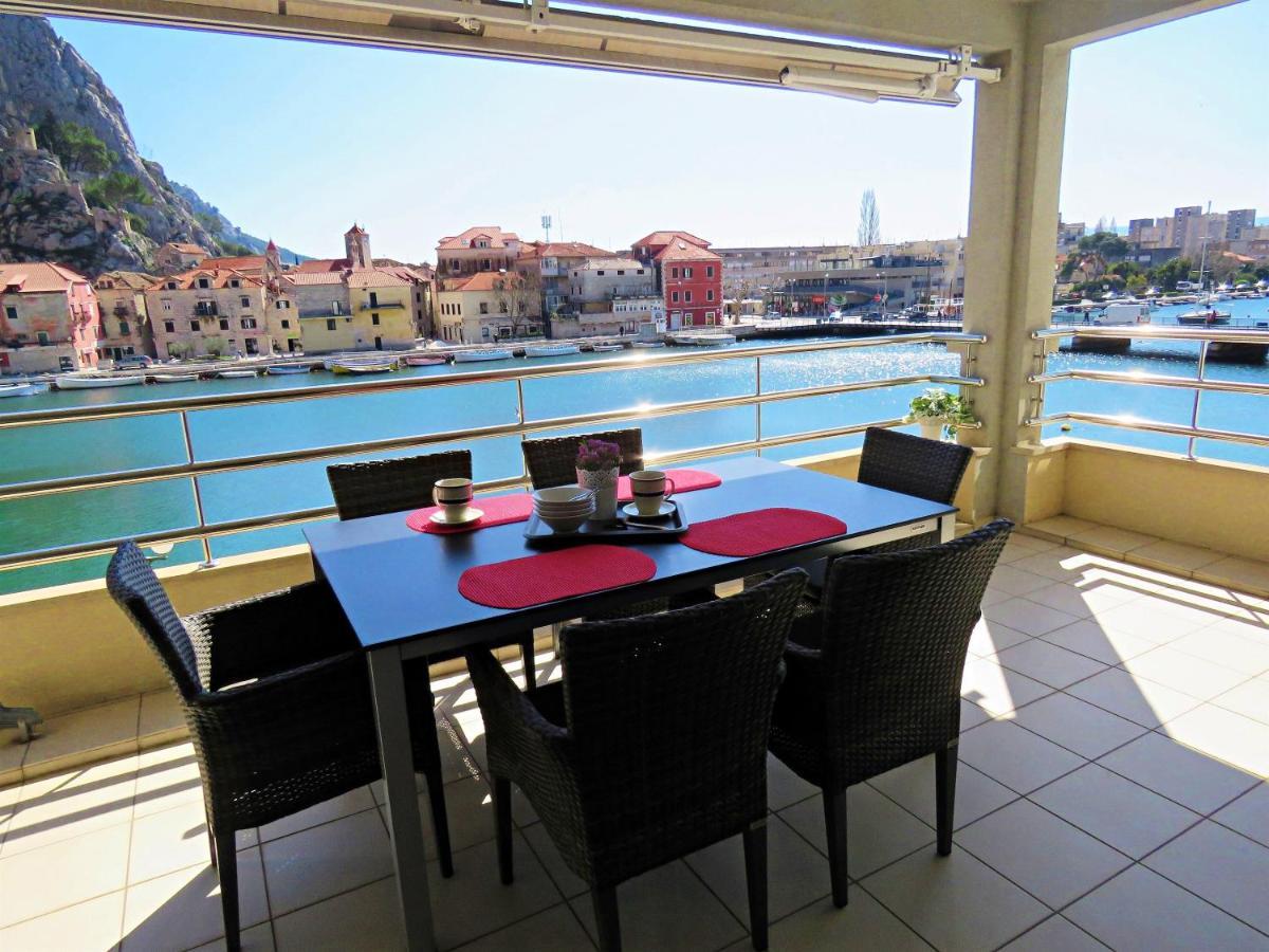 Mitra Zonata Pink Apartment Omiš Exterior foto