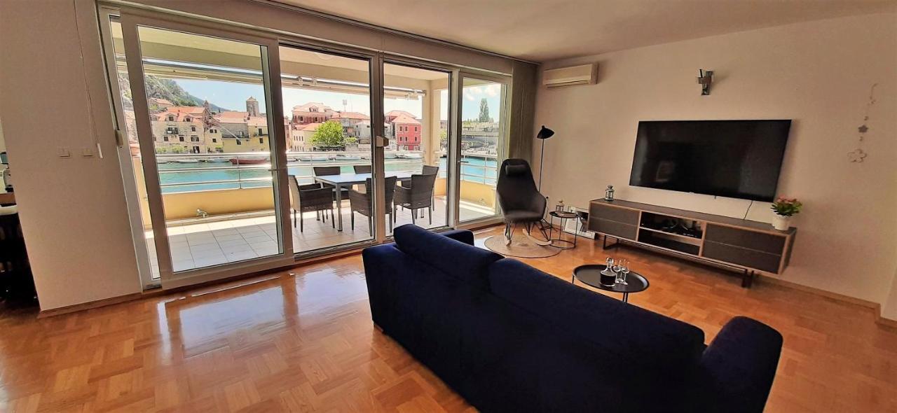 Mitra Zonata Pink Apartment Omiš Exterior foto